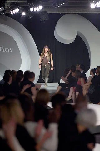 Look 64